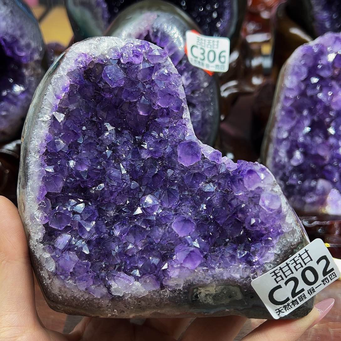 水晶大型摆件未镶嵌