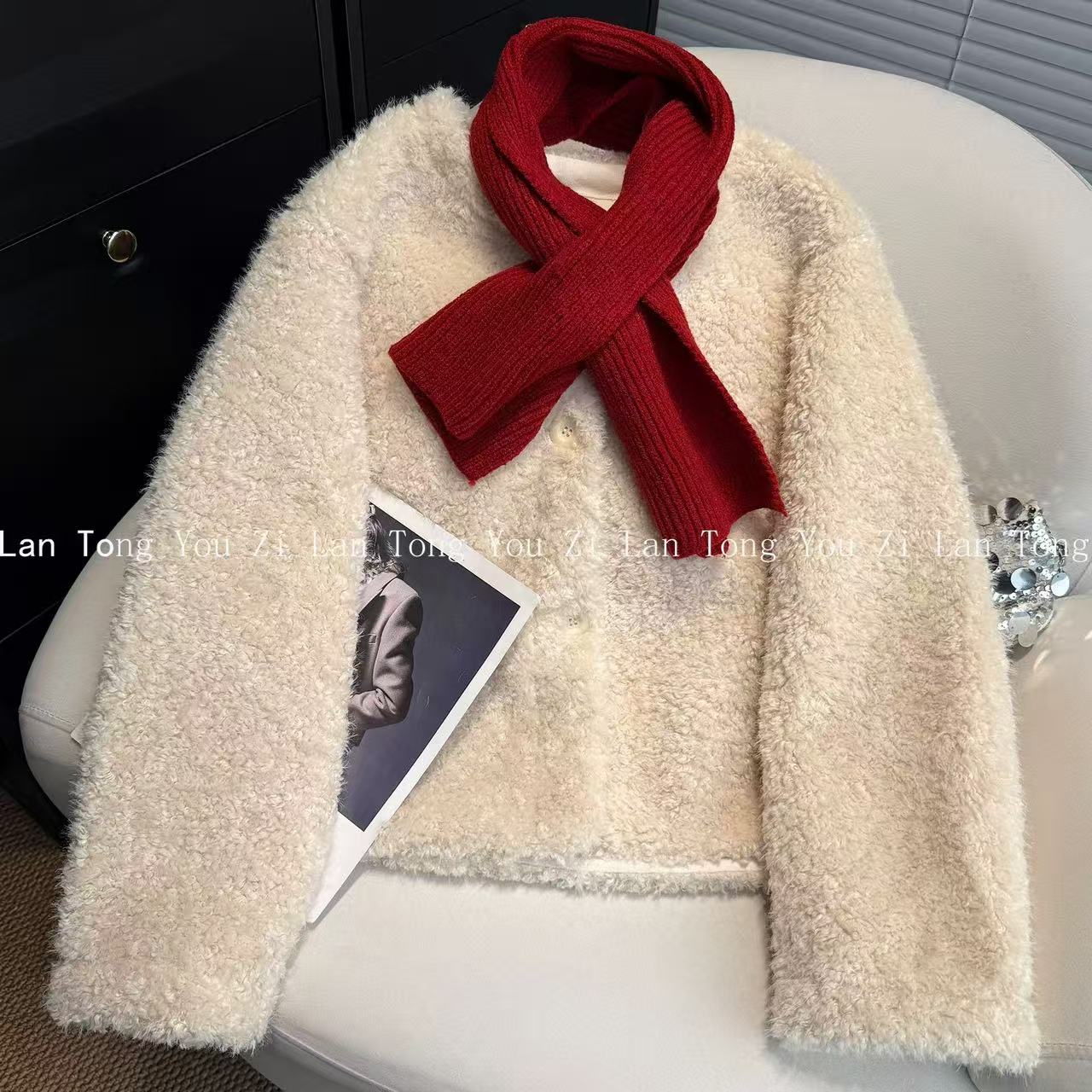 【傲傲精选】冬季毛毛带围巾氛围短外套