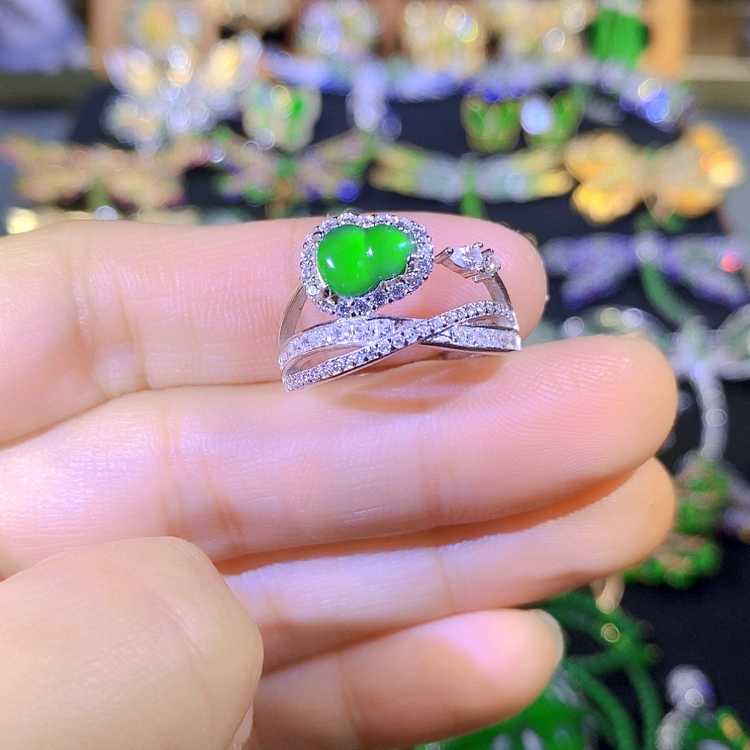 吊坠(不含链)银S925镶嵌翡翠