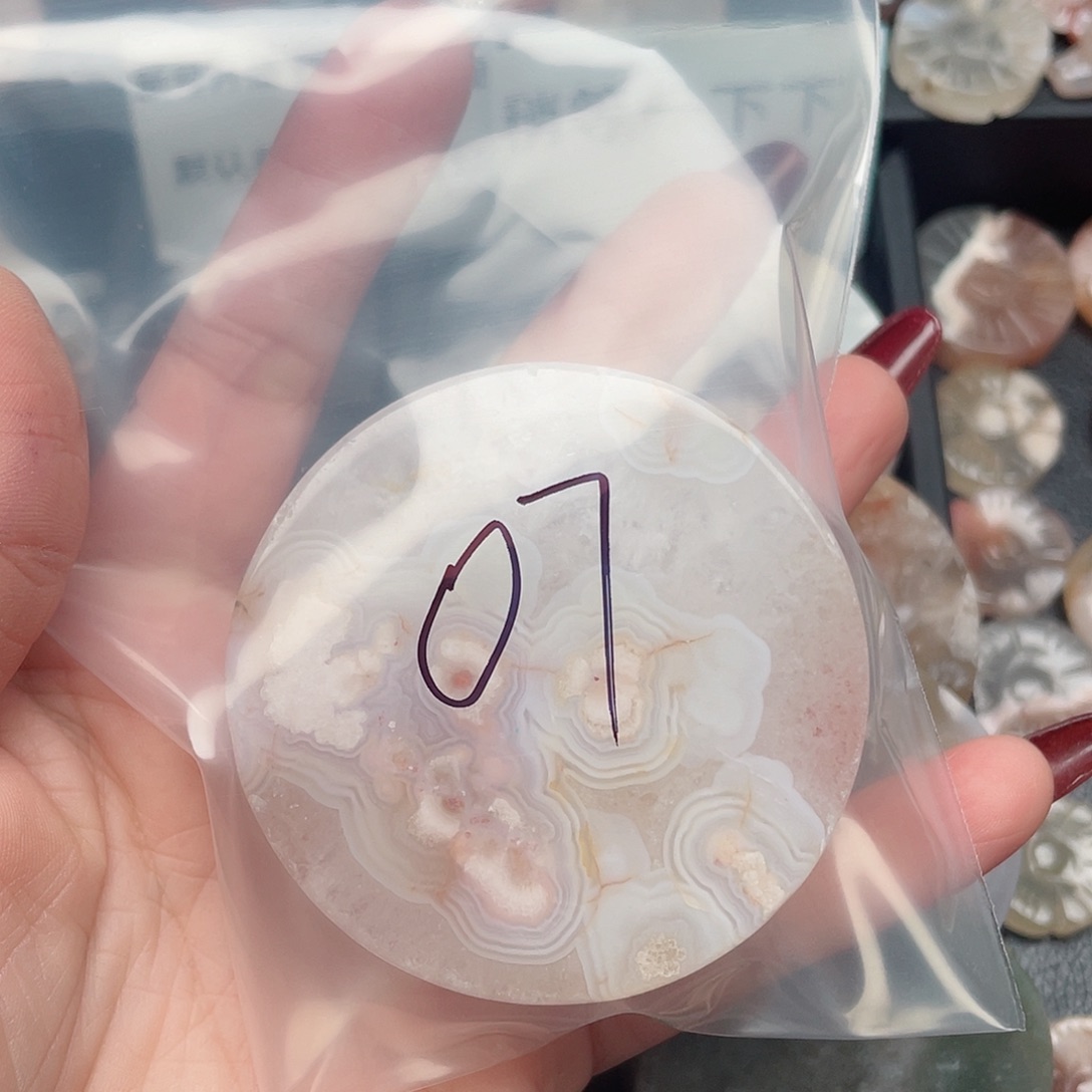 玛瑙/玉髓颈饰未镶嵌葡**萄