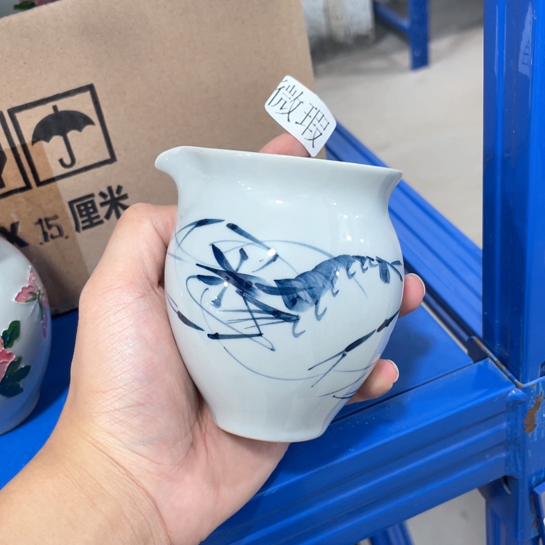 釉下手绘茶具微瑕