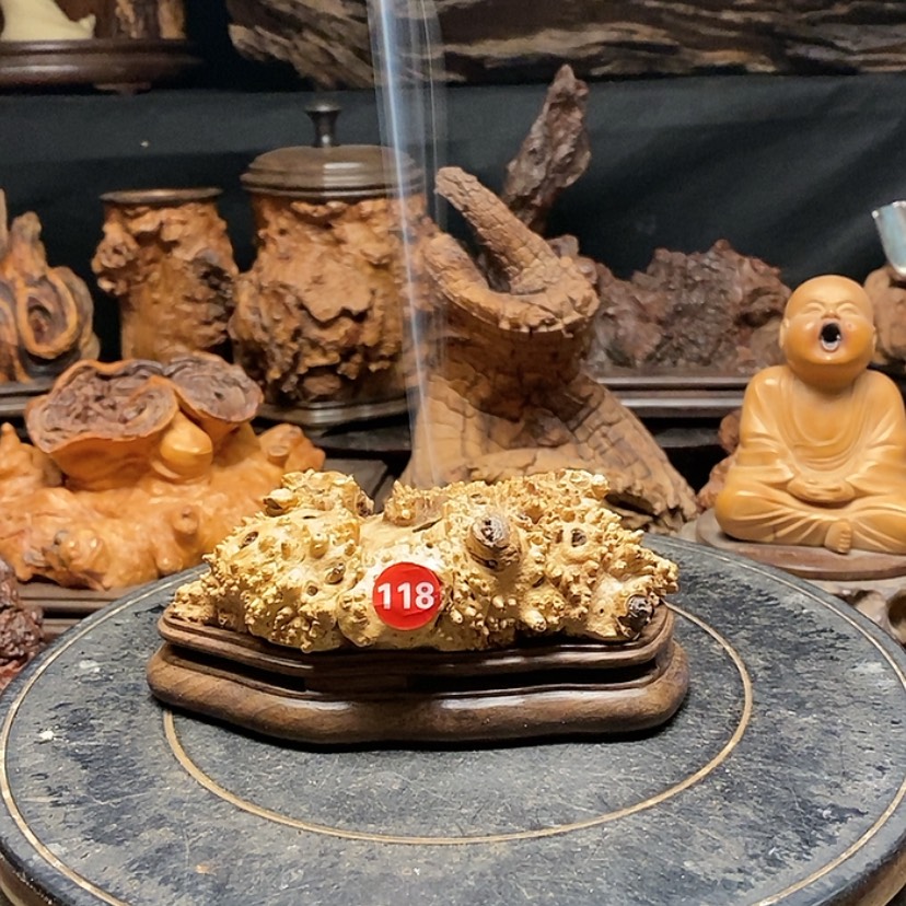 【闪购商品】118号黄金檀木香炉工艺