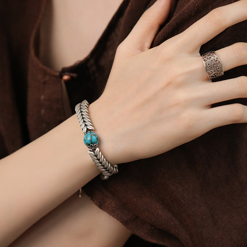 S10604<晶贵坊>足银麦穗福袋绿松石手牌招财纳福s925银鱼尾坠手链