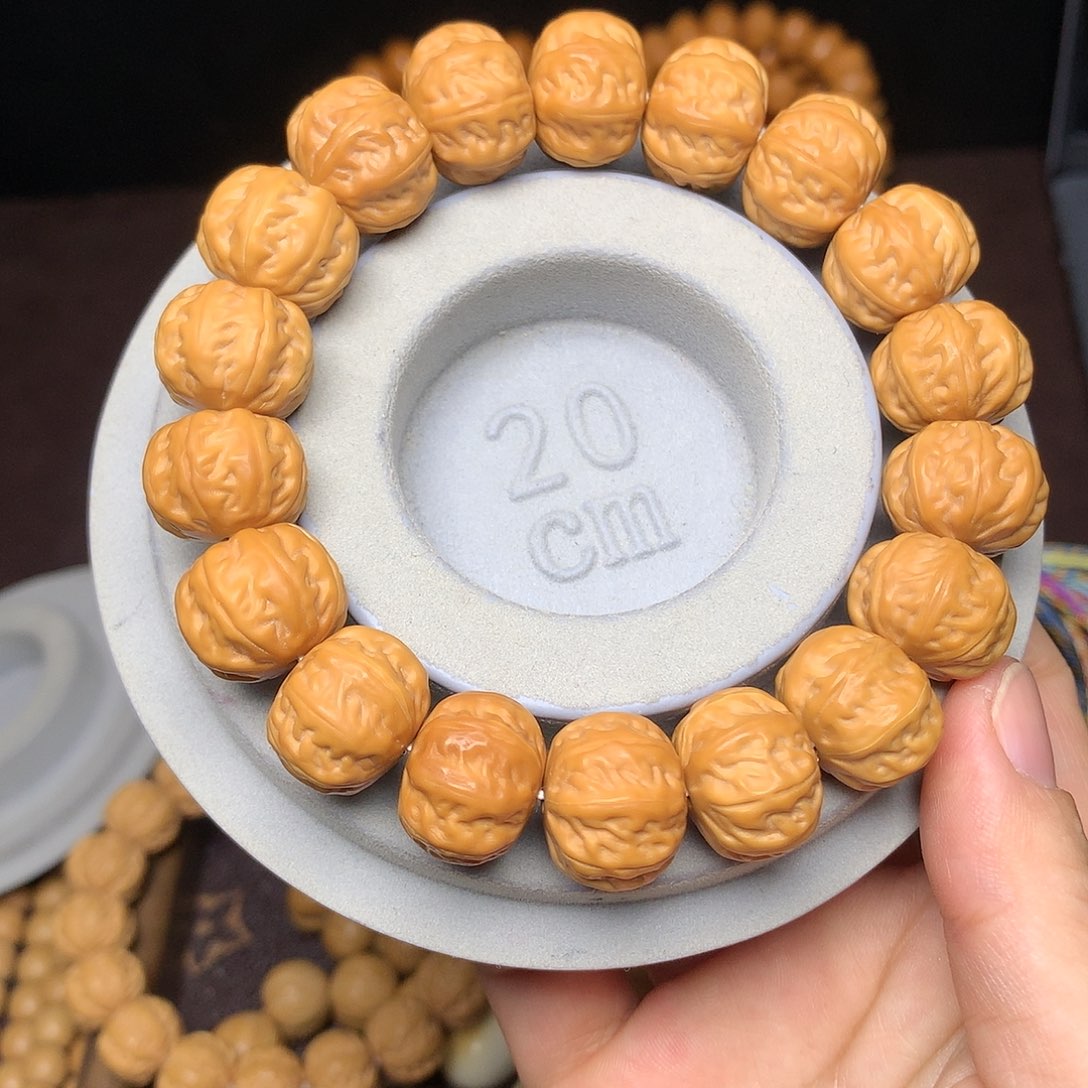 核桃京八棱反油款粗筋