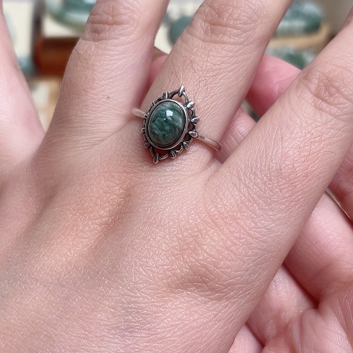 透闪石-蛇纹石玉戒指银S925镶嵌