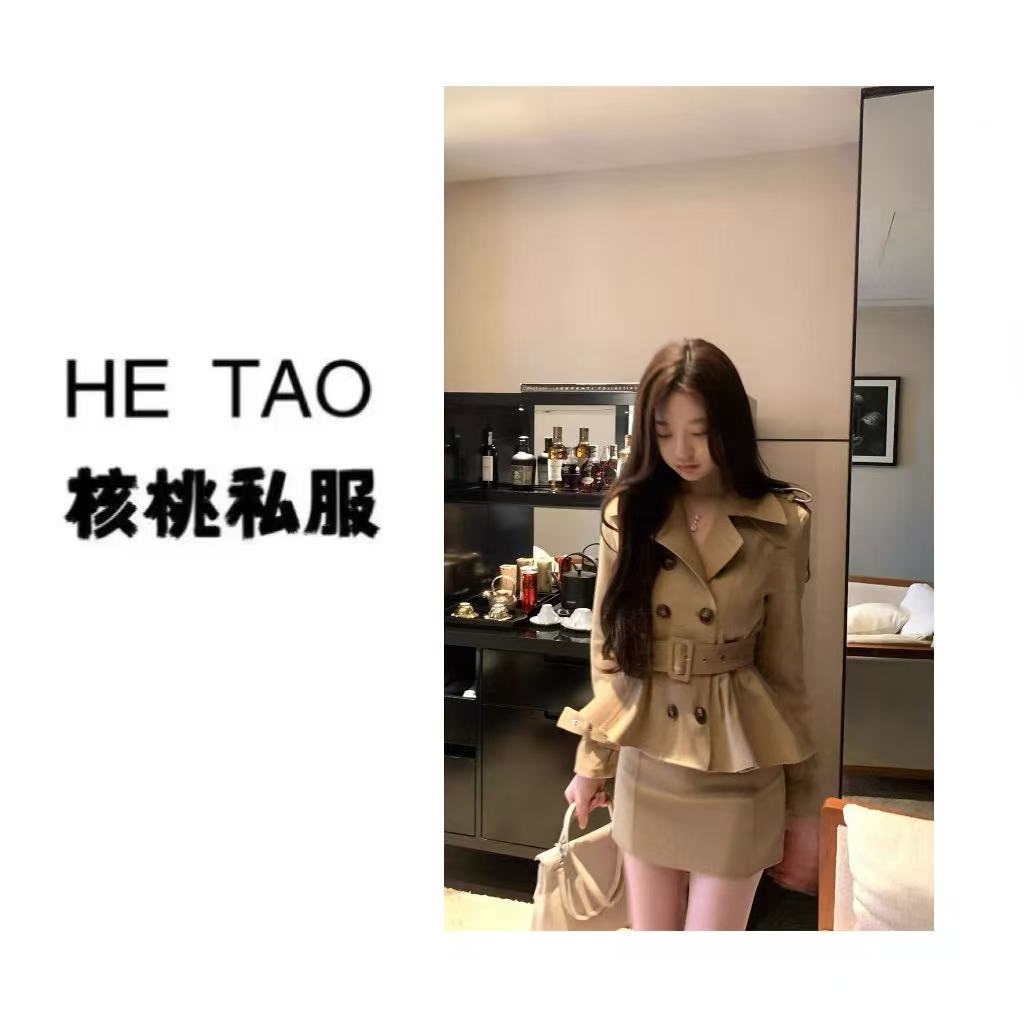 2025新款卡其色双排扣气质大美女早秋两件套QN1015