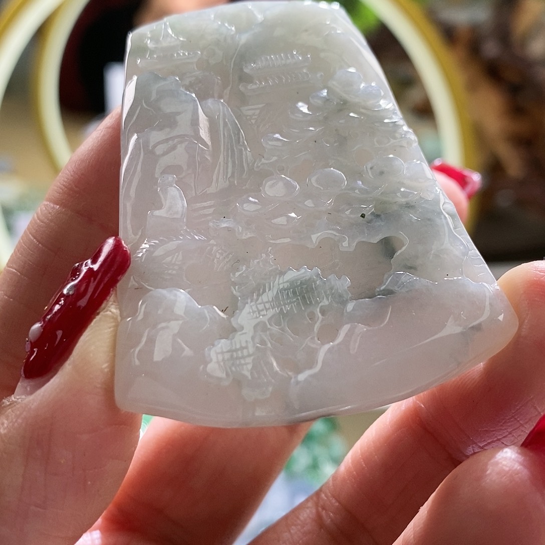 【闪购商品】翡翠颈饰未镶嵌山水