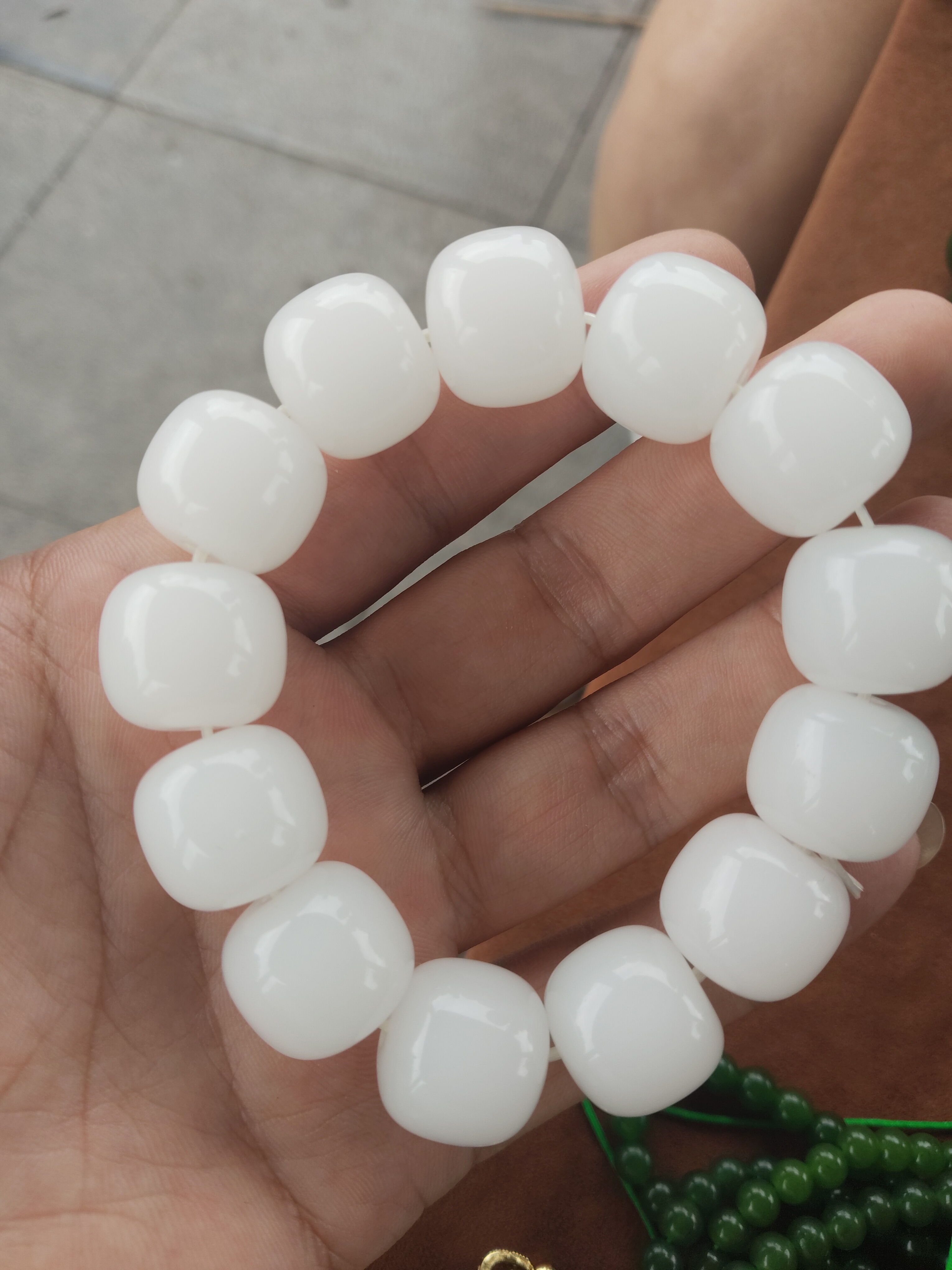 高品质卡18脂白色手老形