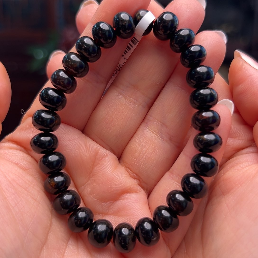 琥珀裸石未镶嵌T****e抚顺琥珀20306-1。9m m