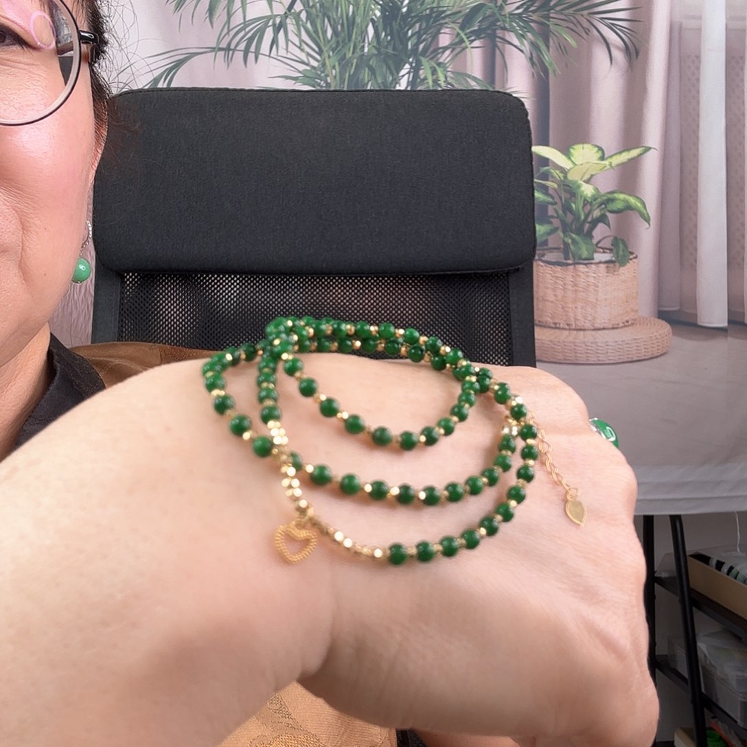 翡翠颈饰18K金镶嵌圆珠