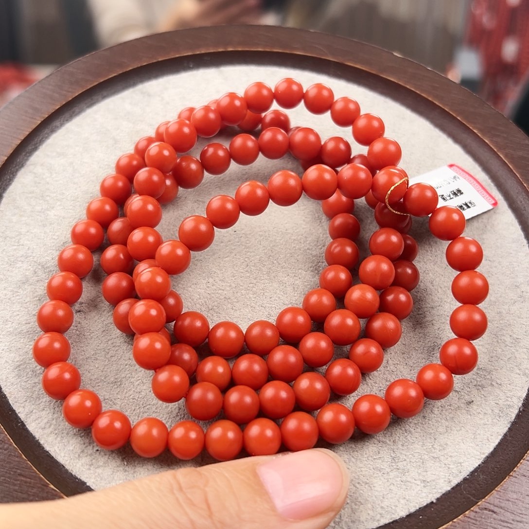 南红玛瑙手串未镶嵌