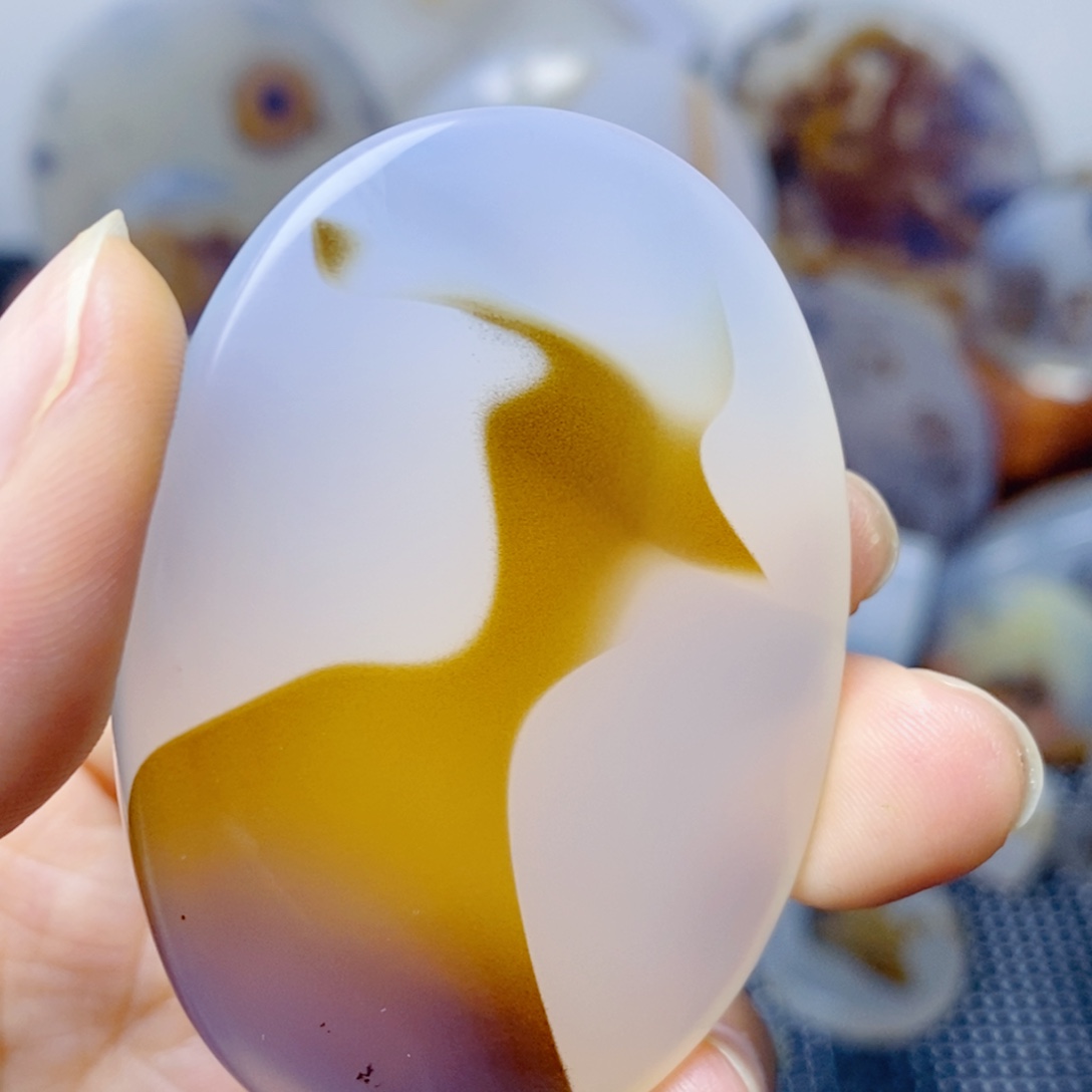 玛瑙/玉髓未镶嵌珠宝奇石