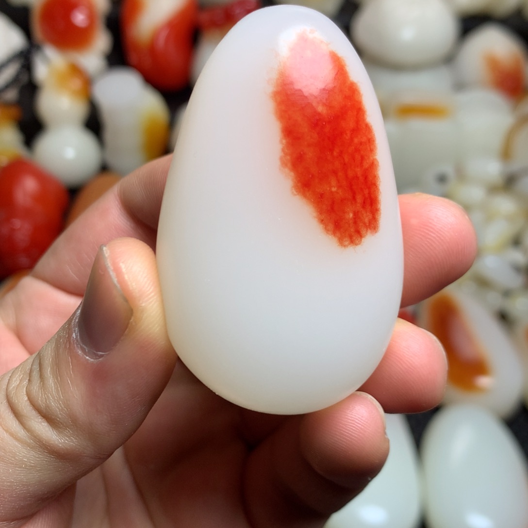 新疆戈壁石五彩石