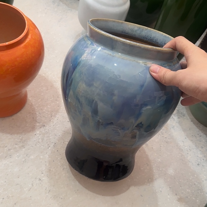 白泥花盆微瑕有孔