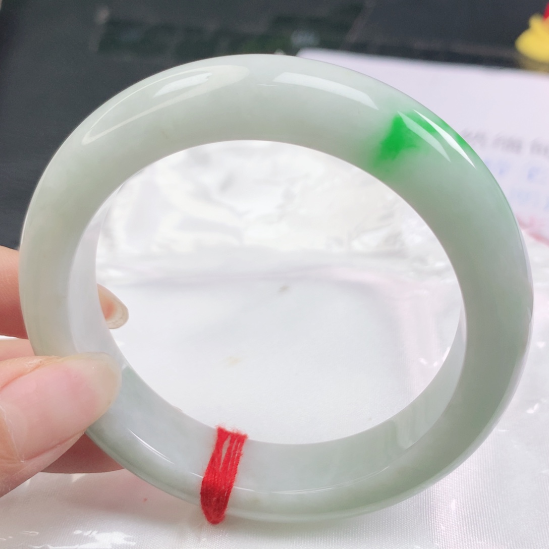 翡翠未镶嵌手镯翡翠57.6白底青飘阳绿正圈