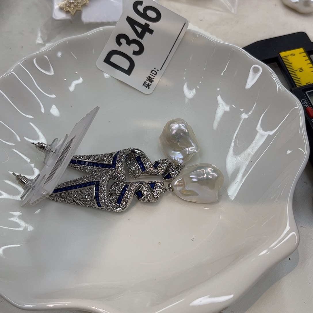 淡水珍珠合金耳饰