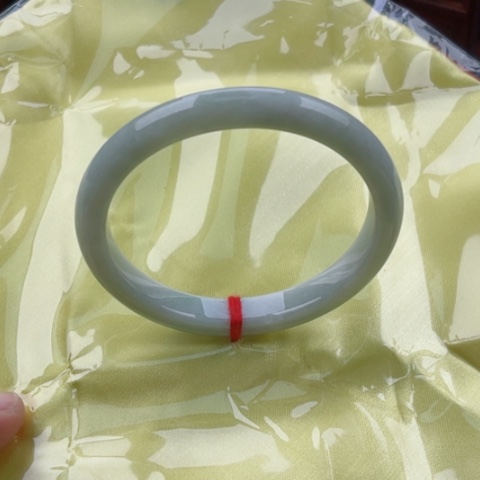 翡翠手镯未镶嵌贵妃56.5椭圆