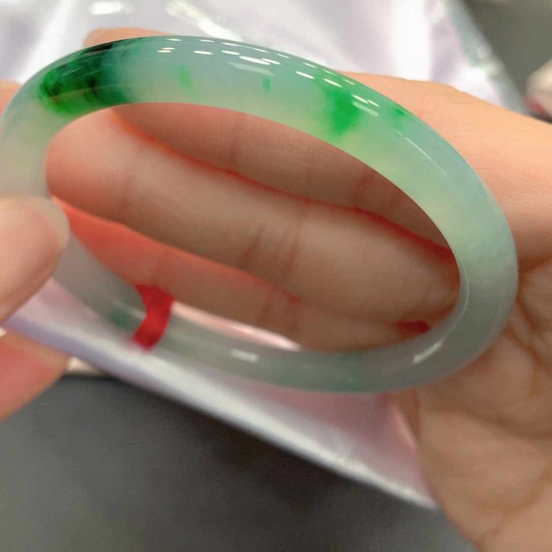 翡翠未镶嵌手镯10