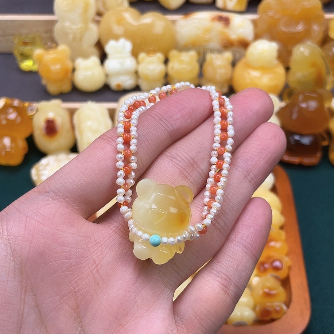琥珀裸石未镶嵌蜜蜡
