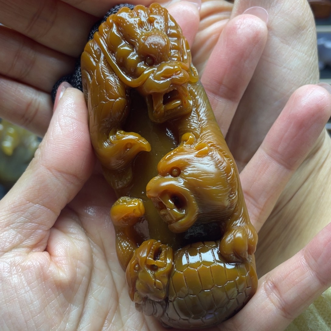 安***钢玛瑙/玉髓未镶嵌玛瑙