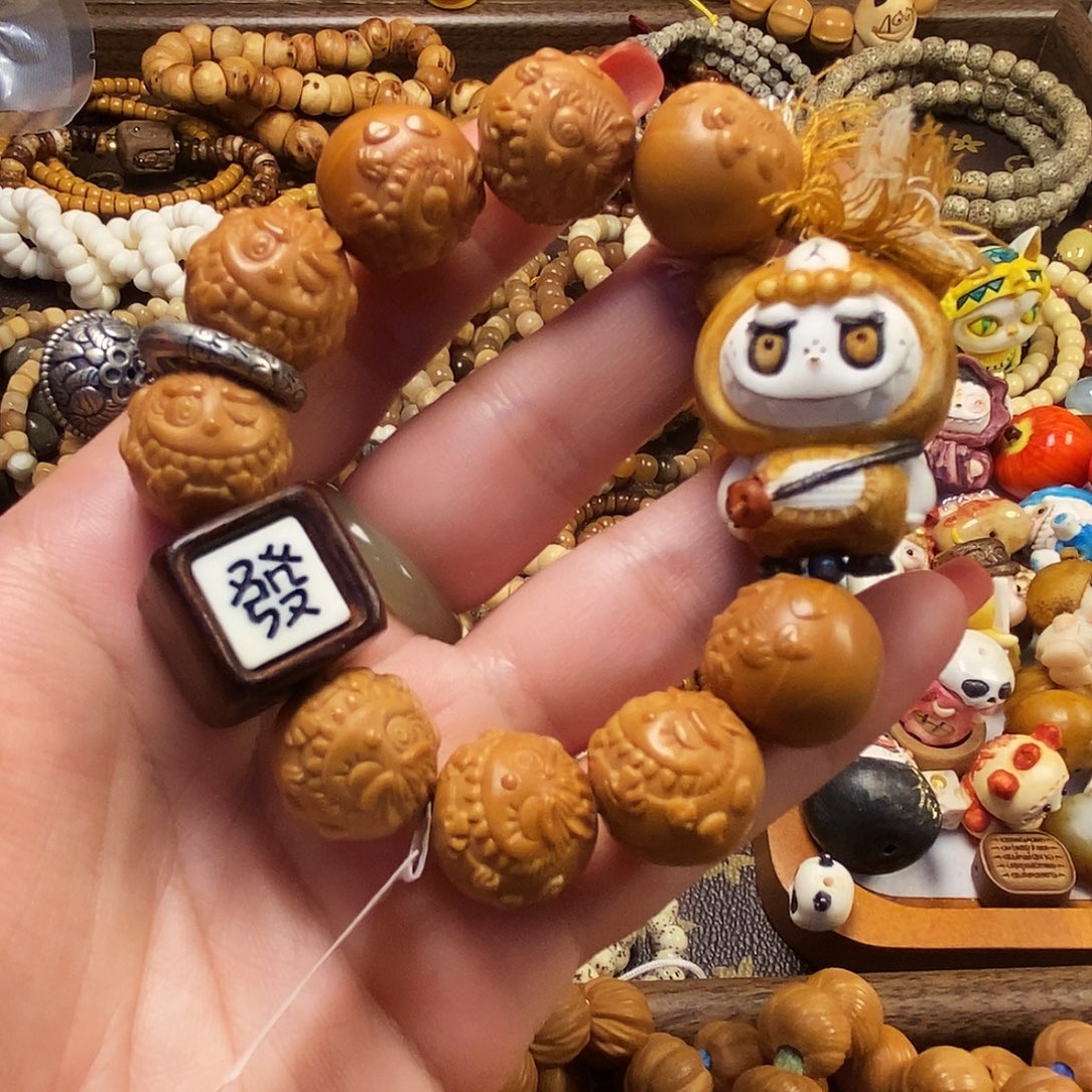 木质非金属橙子的串串