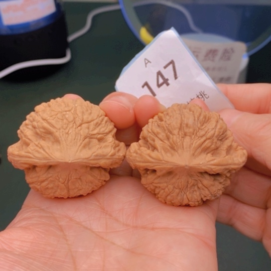 文玩核桃把件46官帽147