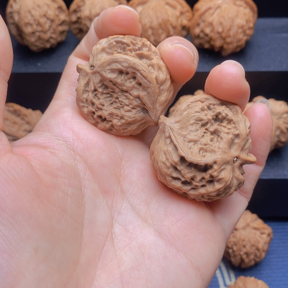 把件文玩核桃野狼异形