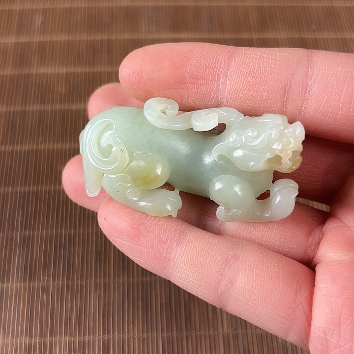 一***唯和田玉未镶嵌挂件