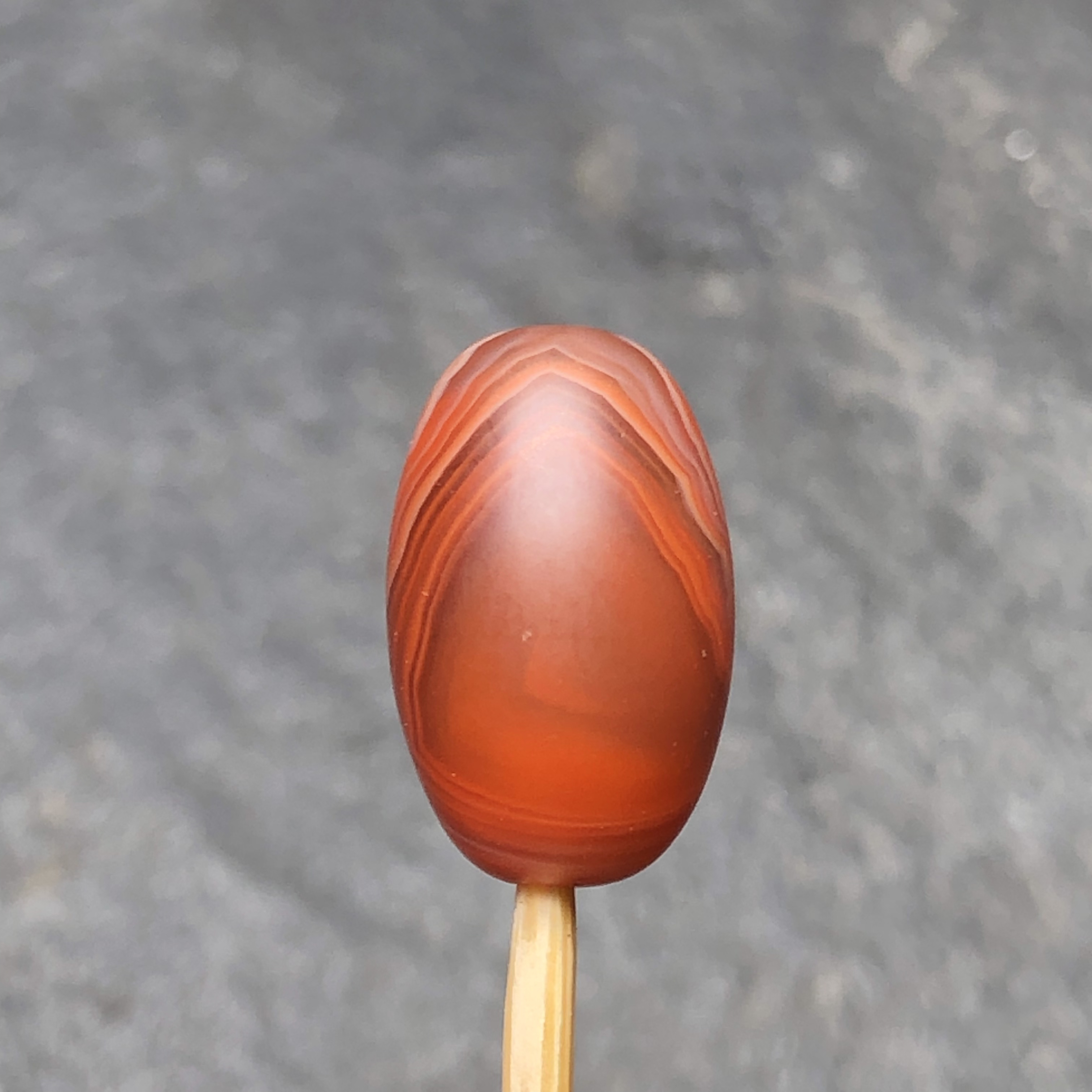 川料南红玛瑙纯手工打磨桶珠长14.2直径9毫米无裂