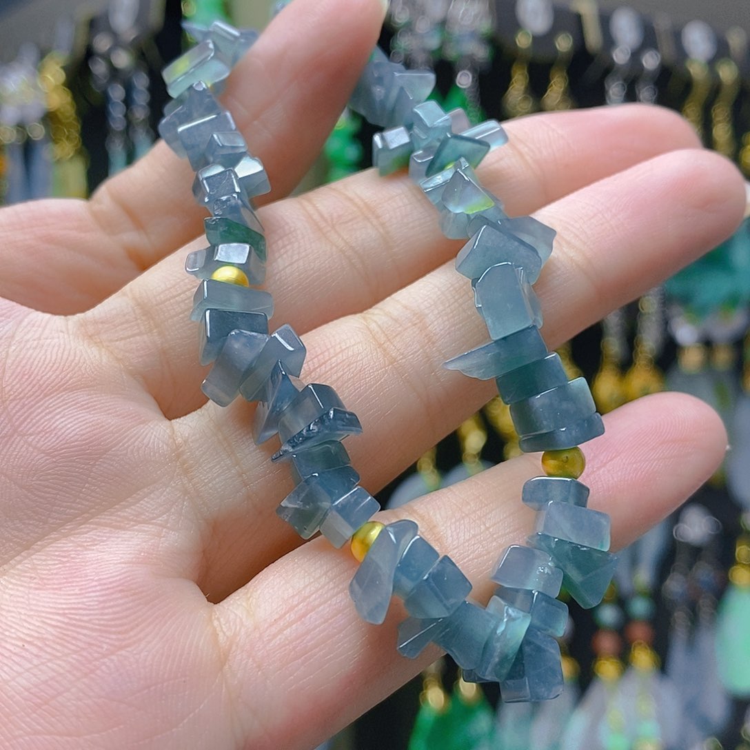 未镶嵌翡翠耳饰翡翠