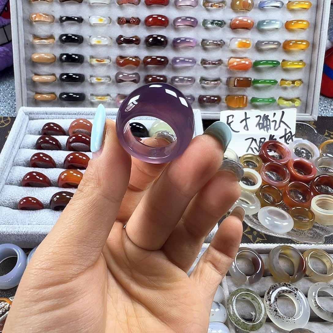 玛瑙/玉髓未镶嵌戒指A7不退换18.2港18