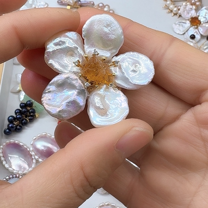 淡水珍珠胸饰银S925镶嵌