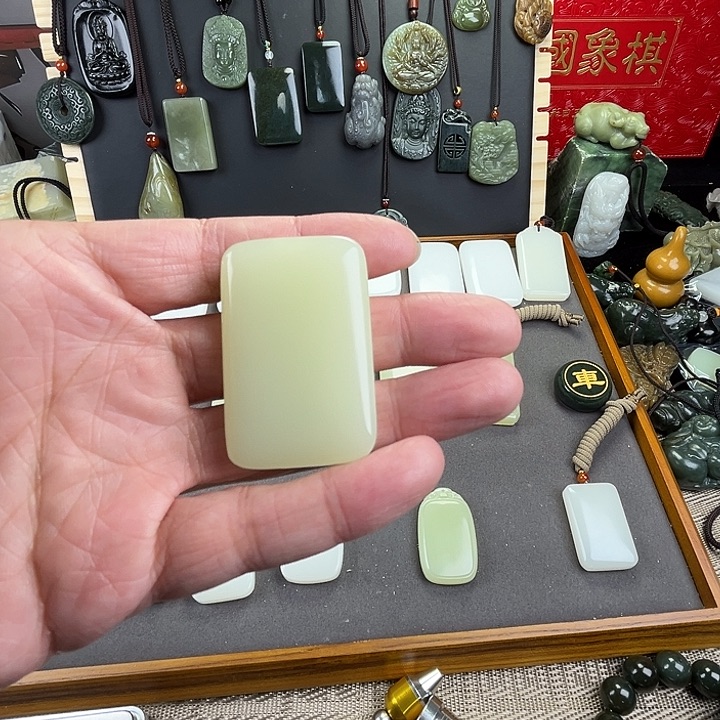 单***物玉黄三五面包牌无事牌