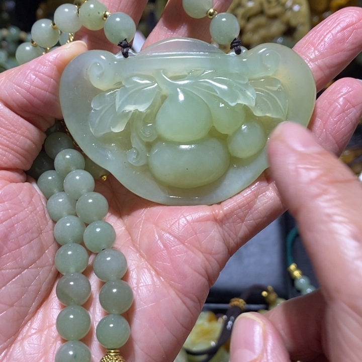岫玉岫玉吊坠未镶嵌