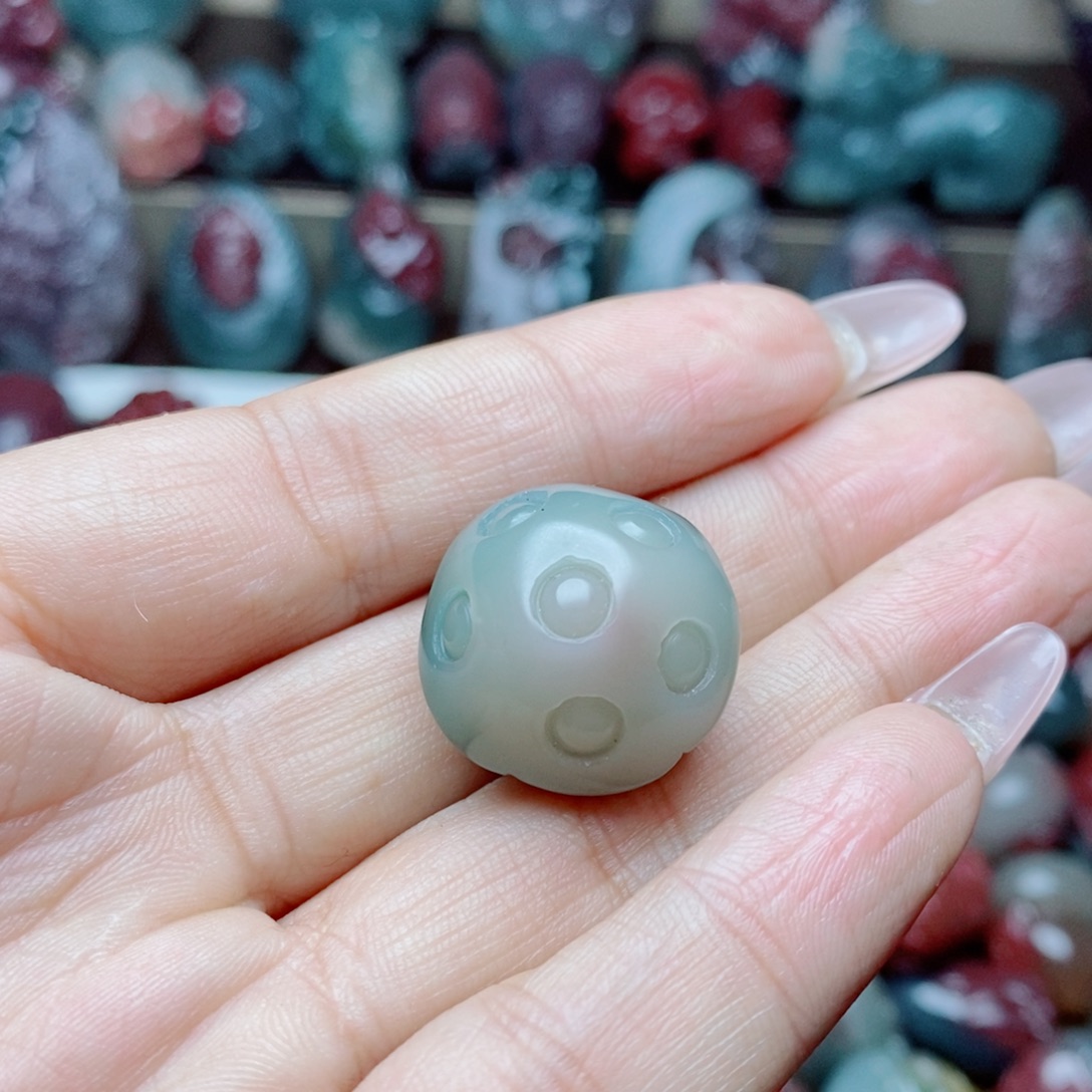 一***玺石英石纯铜秦紫玉莲蓬吊坠