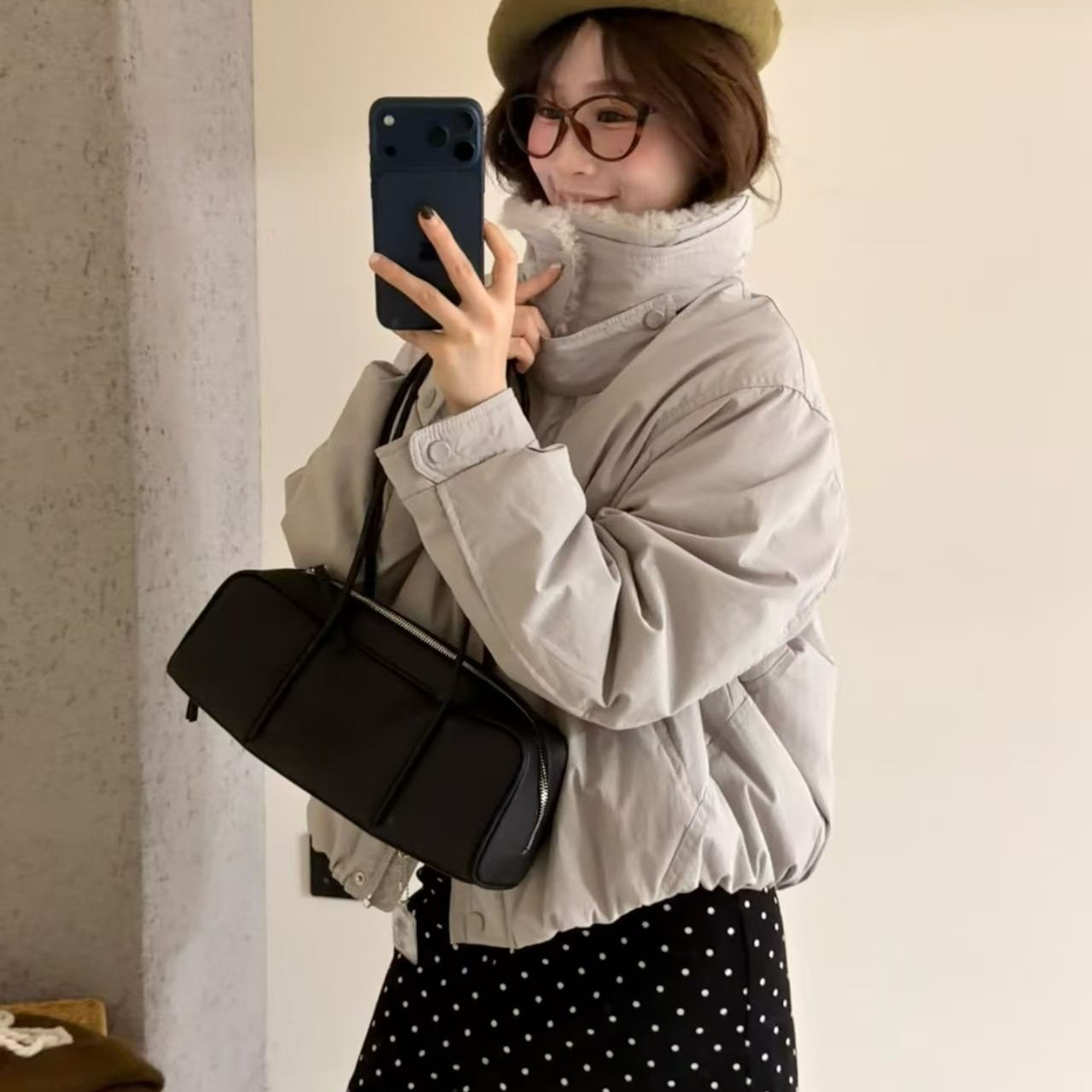 （3171）翻领羊羔毛拼接羽绒保暖派克服短款外套