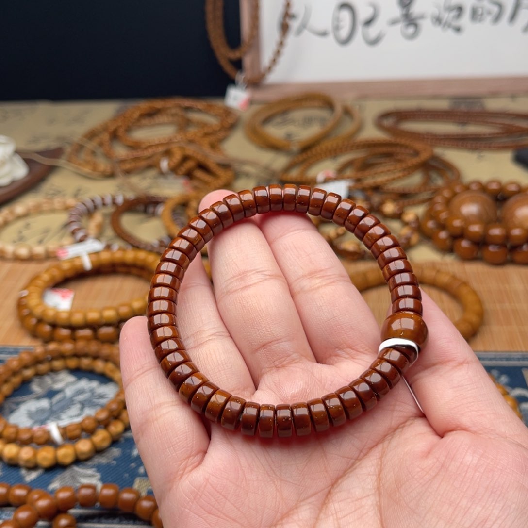 紫金鼠吊坠微*i84纯肉药片