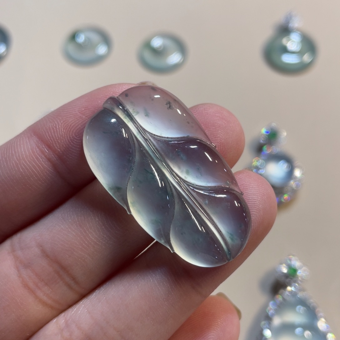 未镶嵌定制翡翠叶子