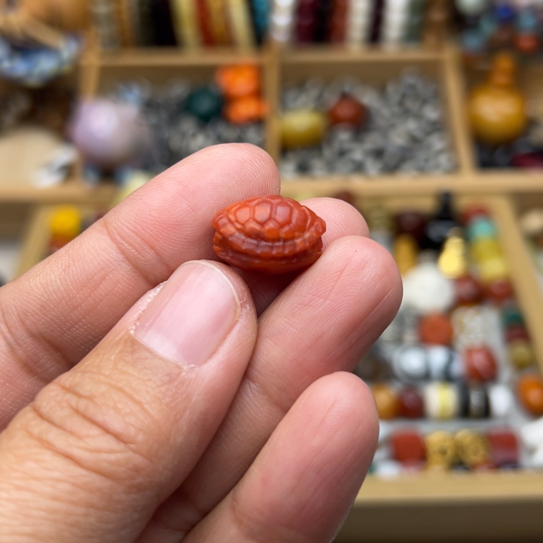 南红玛瑙富甲未镶嵌