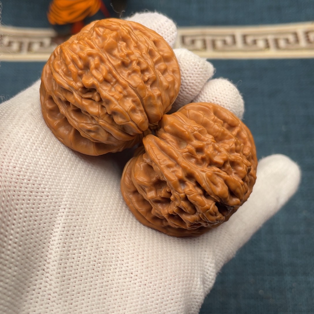 文玩核桃把件42全品毕业正版汉高楼