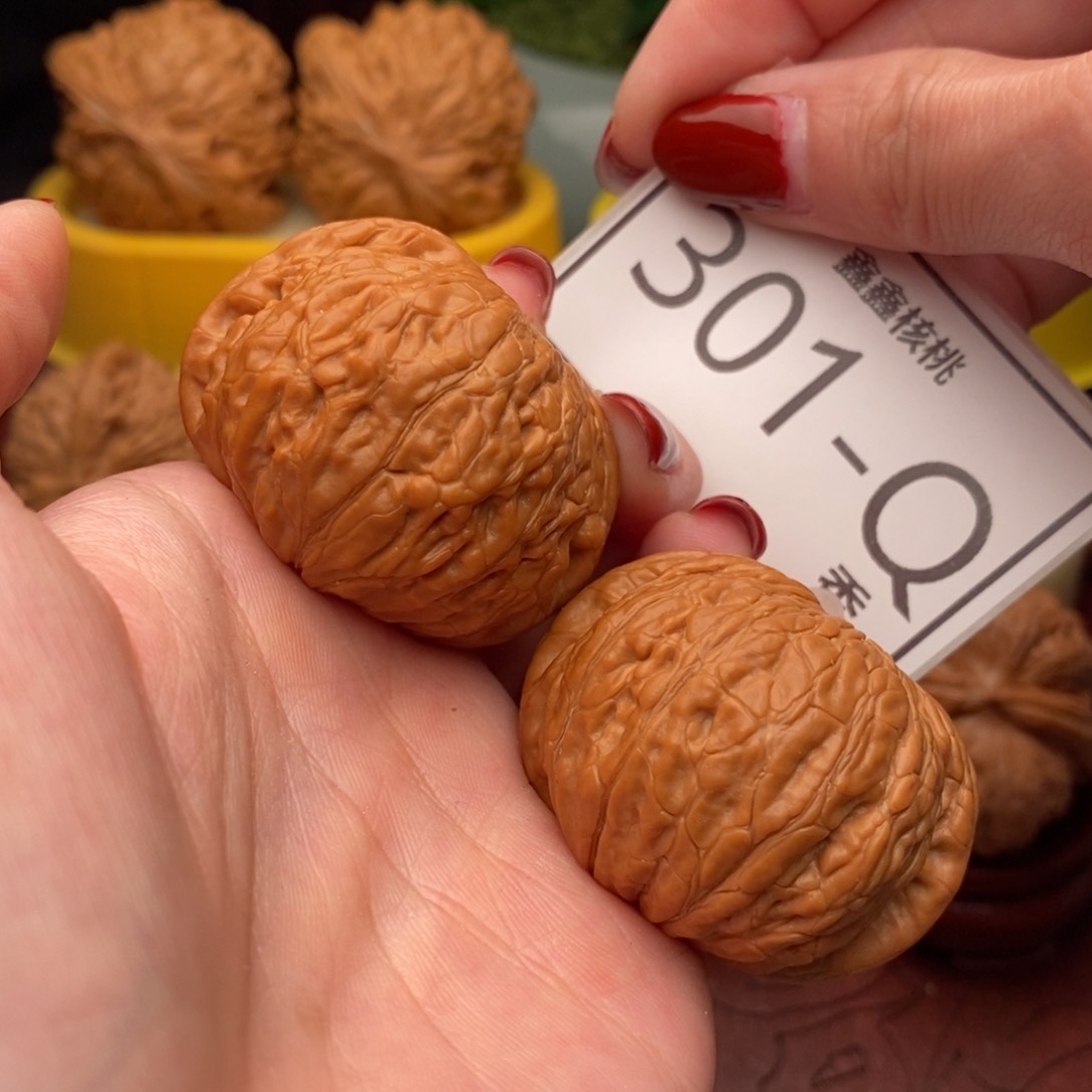 文玩核桃把件铁锤43