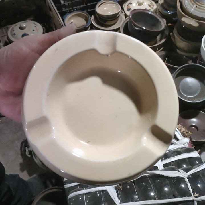 摆件陶瓷盘子碗啥都有