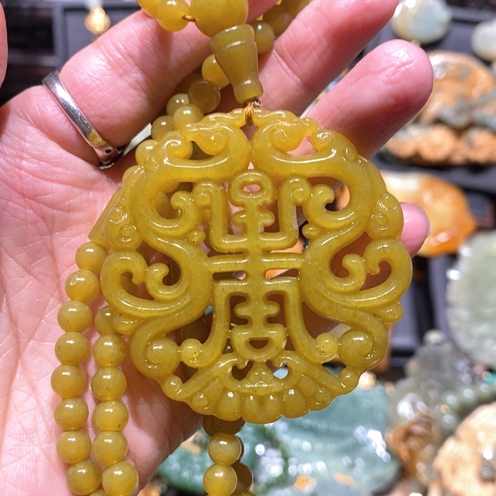 岫玉毛衣链未镶嵌