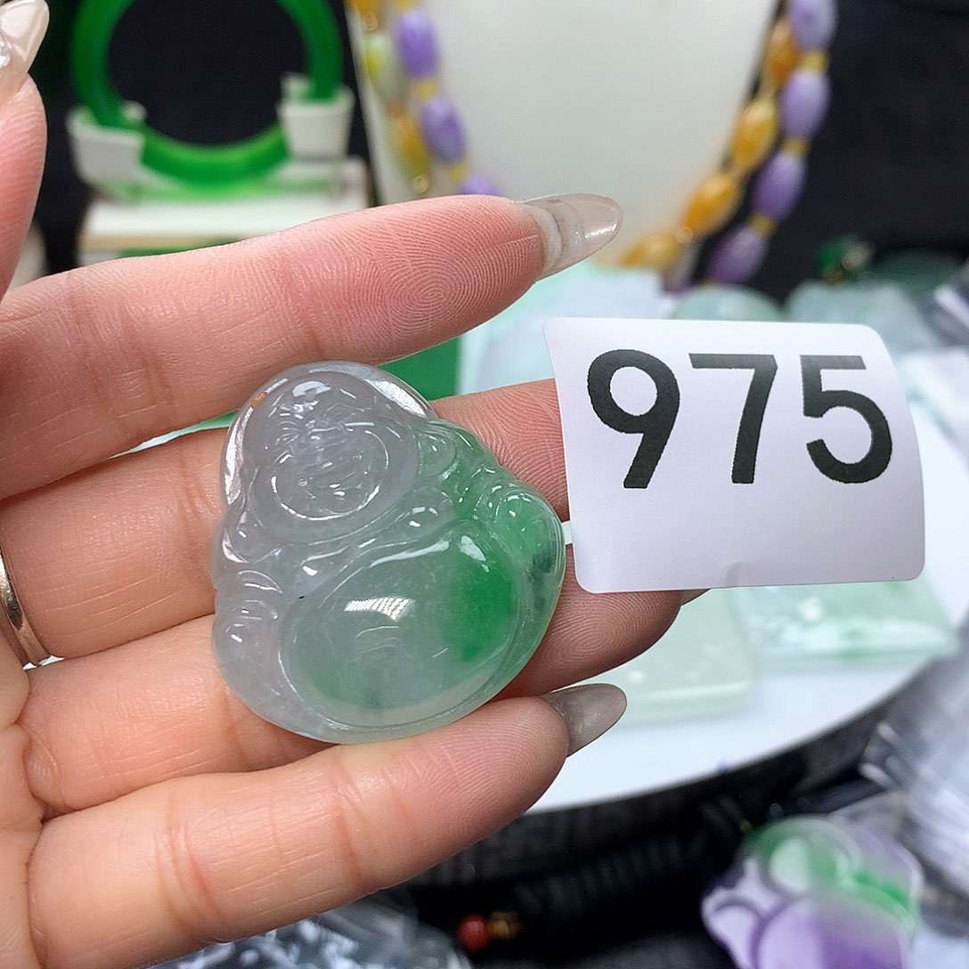 翡翠吊坠(赠链)未镶嵌