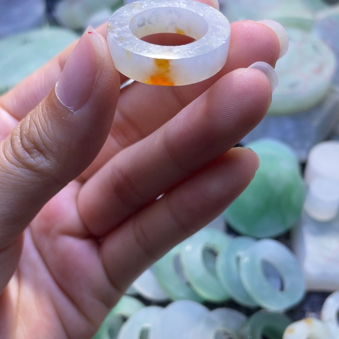 定制翡翠未镶嵌桂花糕戒指