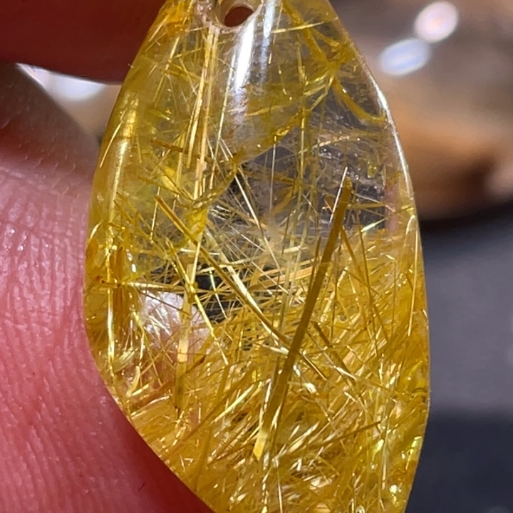 用***6未镶嵌颈饰发晶钛晶