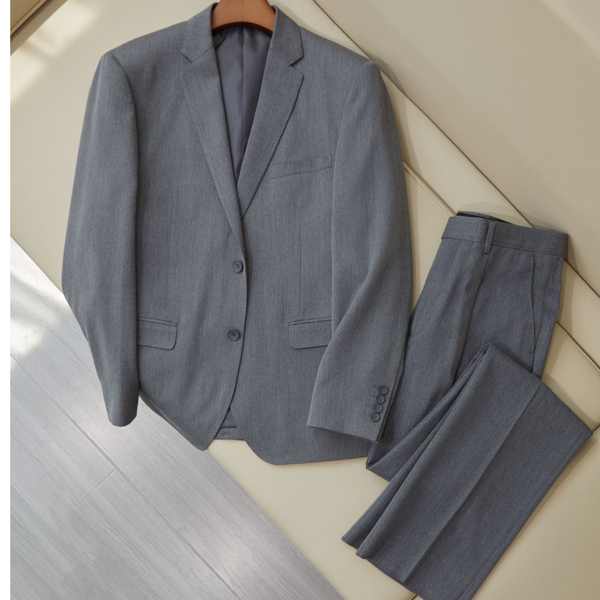 高级灰男士商务套西商务休闲外套简约灰色春季纯色纯色