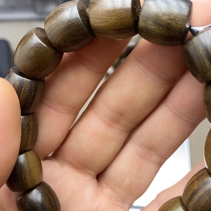 沉香碎屑沉香巴布亚贡木2号