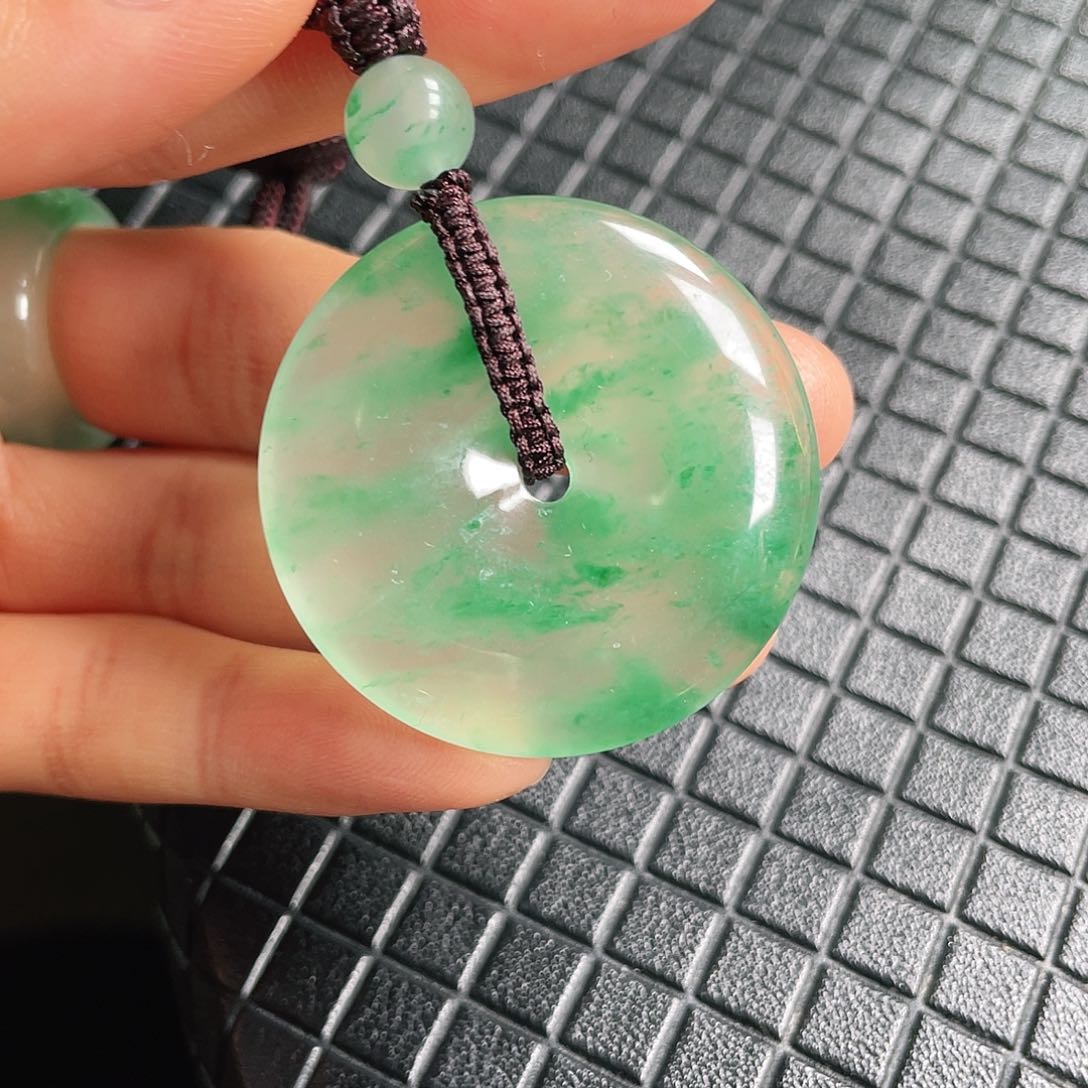 石英质玉挂件未镶嵌