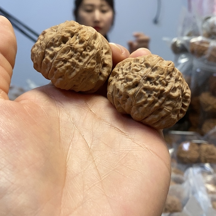 把件文玩核桃42.5南瓜墩红皮